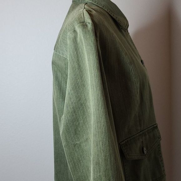 ST. JOHN'S BAY WOMAN'S JACKET. - Picture 6 of 9